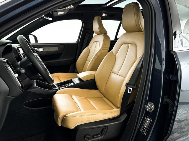 Volvo XC40 B4 Inscription | Panoramadak | Park assist | Cruise control | Elektrische stoelen