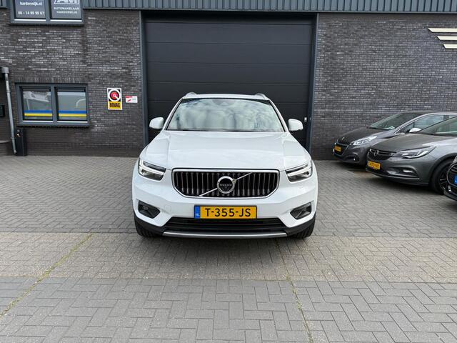 Volvo XC40 2.0 T4 R-Design | 1E EIGENAAR | 12MND GARANTIE | AUTOMAAT | LED | DAB | PANO | CRUISE | TREKHAAK | CARPLAY |