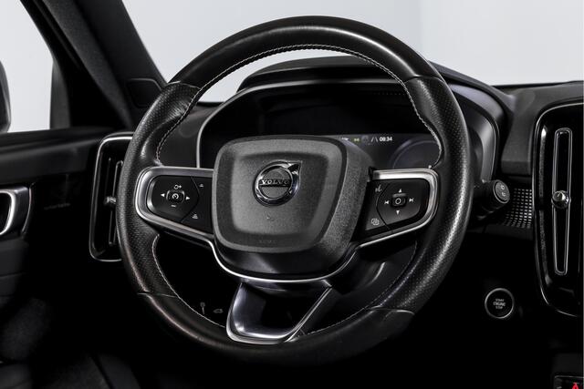 Volvo XC40 1.5 T5 Recharge R-Design | S/K-Panodak | Elek. Trekhaak | Harman/Kardon | Dig. Cockpit | Cruise | Winterpakket | 360 Camera | NAV + App. Connect | ECC | Elek. Klep | LM 19" |