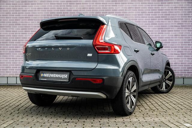 Volvo XC40 1.5 T5 Plug-in Hybrid Ultimate Bright | PHEV | Lederen Bekleding | 360 Graden Camera | Panoramadak | Navigatie | Apple Carplay | Android Auto | Elektrisch Verstelbare Voorstoelen | Keyless Entry | Elektrische Achterklep | BLIS | Cruise Control Adaptief