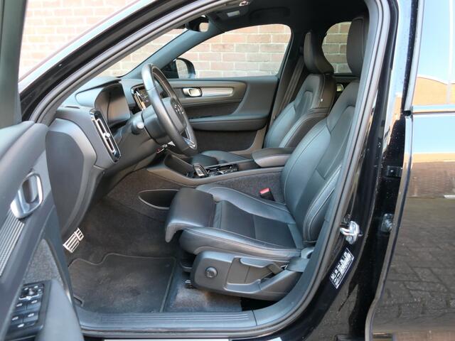 Volvo XC40 1.5 T3 AUT R-Design 12MND garantie / Trekhaak / Camera / DAB+