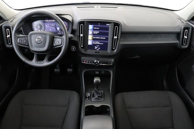 Volvo XC40 T2 (H) MOMENTUM CORE -CAMERA|CARPLAY|CRUISE|PDC|LED|DAKRAILS