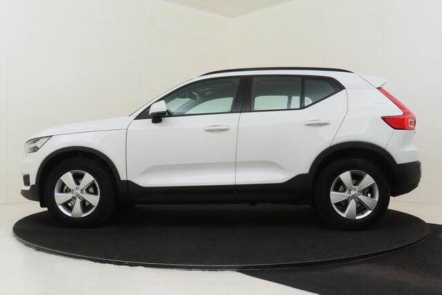 Volvo XC40 T2 (H) MOMENTUM CORE -CAMERA|CARPLAY|CRUISE|PDC|LED|DAKRAILS