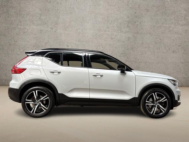Volvo XC40 1.5 T4 Recharge R-Design 211Pk Automaat (APPLE CARPLAY, LEDER/ALCANTARA, CAMERA, GETINT GLAS, SPORTSTOELEN, ELEK ACHTERKLEP, ZWART HEMEL, KEYLESS, NIEUWSTAAT)