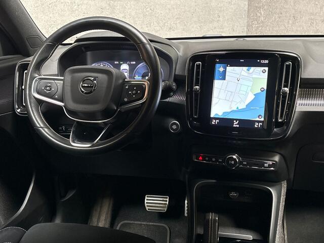 Volvo XC40 1.5 T4 Recharge R-Design 211Pk Automaat (APPLE CARPLAY, LEDER/ALCANTARA, CAMERA, GETINT GLAS, SPORTSTOELEN, ELEK ACHTERKLEP, ZWART HEMEL, KEYLESS, NIEUWSTAAT)