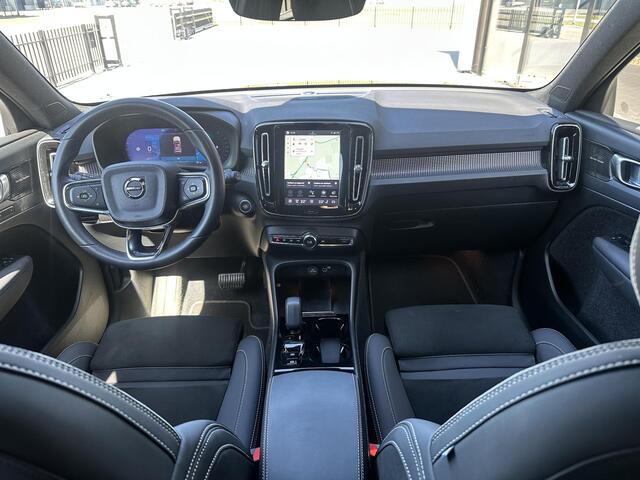 Volvo XC40 2.0 B4 Plus Dark Facelift|ACC|trekhaak|memory