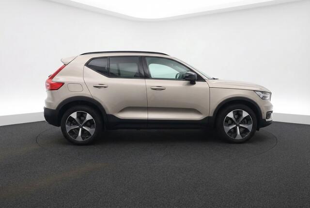 Volvo XC40 2.0 B3 MHEV Ultimate Dark Pano l Harman l Memory l VOL OPTIES