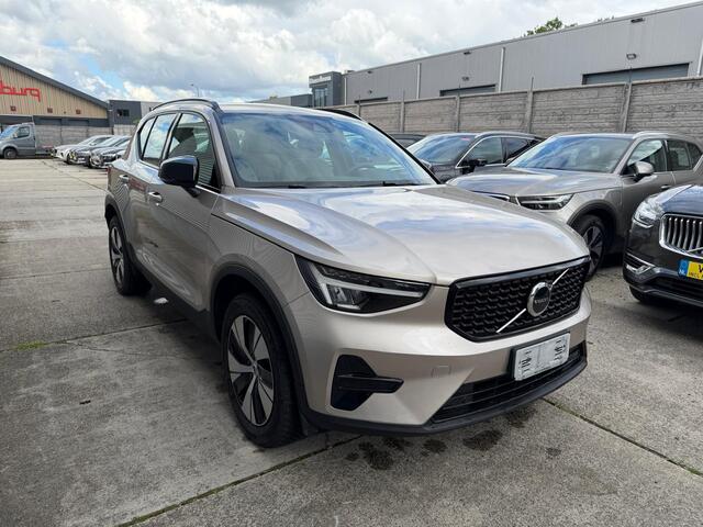 Volvo XC40 T4 Plug-in Hybrid Plus Dark Parkeercamera Stoelverwarming 211pk