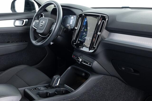 Volvo XC40 1.5 T5 Recharge R-Design Expression | PANORAMADAK ? 1e Eigenaar *BEVRIJDINGSDAG 05 mei OPEN!*