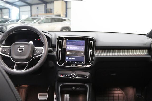 Volvo XC40 Recharge P8 AWD 408 PK R-Design, Panoramadak, Winterpakket, H/K Sound, 360 Camera
