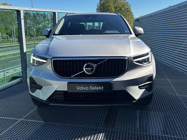 Volvo XC40 1.5 T2 Essential Cruise control, Climate control singel, Sensus Navigatie, Park assist voor + achter, Apple car Play Android auto DAB+ 1e eigenaar