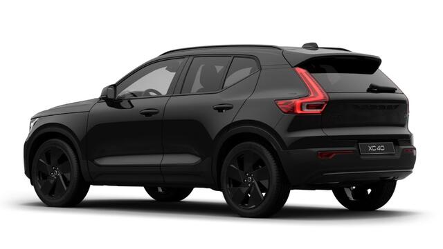 Volvo XC40 B4 211PK Automaat Plus Black Edition Panoramadak / Adaptieve cruise control / Alcantara bekleding / 360 Camera met sensoren / Harman kardon audio / BLIS / elektrische achterklep / Stoel - en stuurwielverwarming