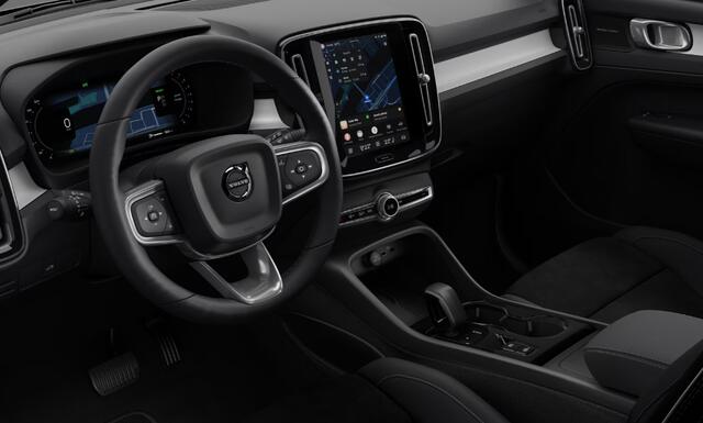 Volvo XC40 B4 211PK Automaat Plus Black Edition Panoramadak / Adaptieve cruise control / Alcantara bekleding / 360 Camera met sensoren / Harman kardon audio / BLIS / elektrische achterklep / Stoel - en stuurwielverwarming