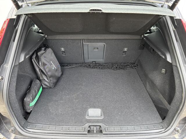 Volvo XC40 1.5 T4 Recharge Inscription Expression | Vol Leder | Trekhaak | Navigatie |