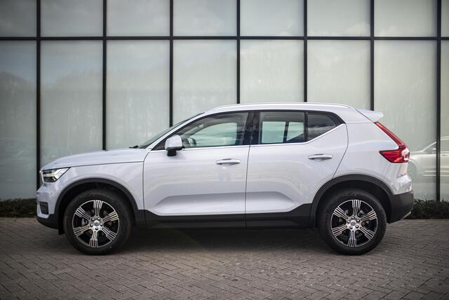 Volvo XC40 1.5 T2 Inscription | Standkachel | Leer | Parkeercamera | Stoel/Stuurverwarming | Adaptive Cruise Control |