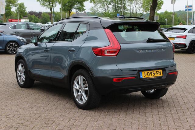 Volvo XC40 1.5 T5 Recharge R-Design / Camera / Leder / Harman Kardon / Keyless / 19'' / Stuur+Stoelverwarming / Elektr. Stoelen / Bliss / DAB / ACC
