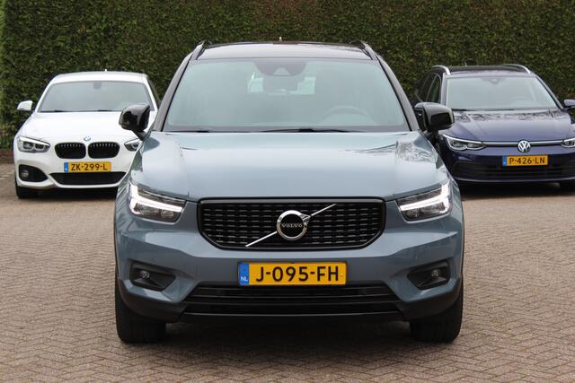 Volvo XC40 1.5 T5 Recharge R-Design / Camera / Leder / Harman Kardon / Keyless / 19'' / Stuur+Stoelverwarming / Elektr. Stoelen / Bliss / DAB / ACC