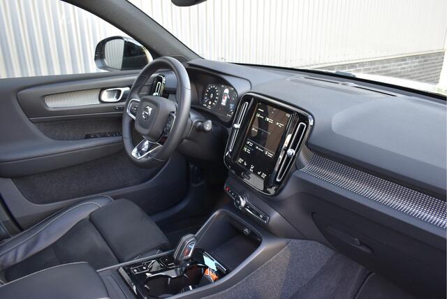 Volvo XC40 1.5 T2 R-Design Panorama, Wegkl. trekhaak, Adaptive cruise, Harman/Kardon, Virtual cockpit