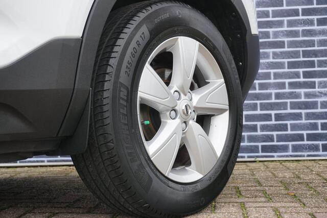 Volvo XC40 1.5 T2 Momentum Core | Trekhaak | Navigatie | LED | Parkeercamera | Parkeersensoren V+A | Lichtmetalen Velgen | Apple Carplay | Android Auto