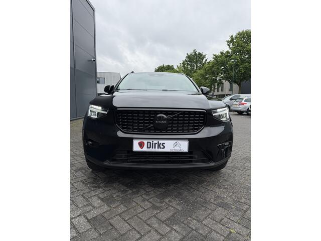 Volvo XC40 1.5 T4 Plug-in hybrid Ultimate Dark (Elektrisch Schuifdak - Trekhaak - Harman/Kardon - Leder incl verwarming/geheugen - Elektrische Klep - 19"Zwart - Adaptieve Cruise Controle)