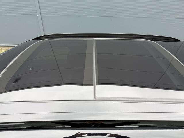 Volvo XC40 1.5 T4 Plug-in hybrid Ultimate Dark (Elektrisch Schuifdak - Trekhaak - Harman/Kardon - Leder incl verwarming/geheugen - Elektrische Klep - 19"Zwart - Adaptieve Cruise Controle)