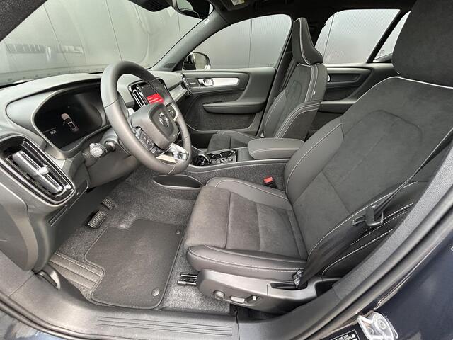 Volvo XC40 2.0 B4 Plus Black Edition Europa / Panorama dak / Nubuck bekleding / Extra getint glas