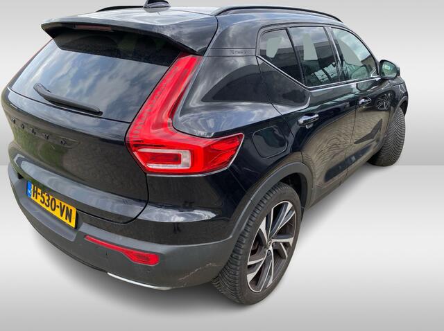 Volvo XC40 1.5 T5 Twin Engine Inscription R-Design / Full option! / Trekhaak / Panoramadak / 360Camera / Leder / Harman Kardon / 20'' / CarPlay / Stuur+Stoelverwarming / Bliss / Dodehoek / Cruise Control