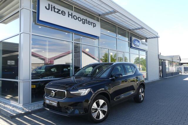 Volvo XC40 1.5 T4 Plug-in hybrid Essential Bright FACELIFT, WINTER PACK, CRUISE, CLIMA, NAVI, CAMERA, PDC V&A, APPLE CARPLAY/ANDROID AUTO, STANDKACHEL, 17.697KM
