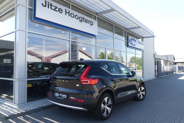 Volvo XC40 1.5 T4 Plug-in hybrid Essential Bright FACELIFT, WINTER PACK, CRUISE, CLIMA, NAVI, CAMERA, PDC V&A, APPLE CARPLAY/ANDROID AUTO, STANDKACHEL, 17.697KM