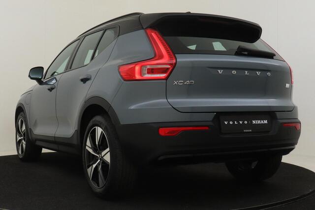 Volvo XC40 T4 RECHARGE R-DESIGN -POWER-SEATS|CAMERA|BLIS|CLIMATE|KEYLESS