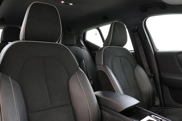Volvo XC40 T4 RECHARGE R-DESIGN -POWER-SEATS|CAMERA|BLIS|CLIMATE|KEYLESS