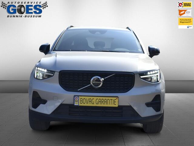 Volvo XC40 Plus Dark 2WD