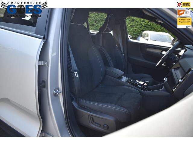 Volvo XC40 Plus Dark 2WD