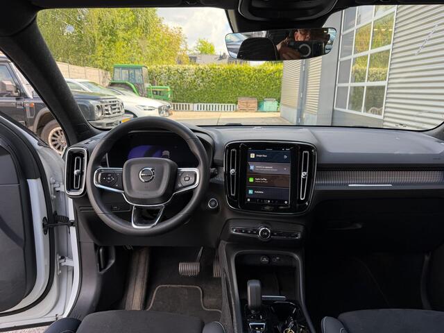 Volvo XC40 Aut. B3 Plus Dark Stoelverwarming Parkeercamera HarmanKardon 163pk