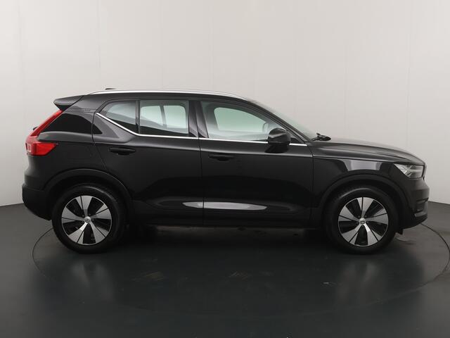 Volvo XC40 1.5 T5 Recharge 262pk Inscription Expression | Elek. achterklep | Adapt. Cruise | Dodehoek detectie | Apple carplay & Android auto | All-Season banden |