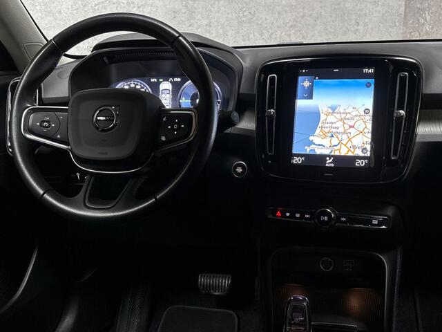 Volvo XC40 1.5 T5 Twin Engine Inscription 252Pk Automaat (APPLE CARPLAY, GROOT NAVI, LEDER, GETINT GLAS, SPORTSTOELEN, LANE ASSIST, KEYLESS, NIEUWSTAAT)