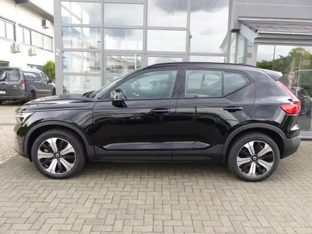 Volvo XC40 Recharge Core 70 kWh ** WARMTEPOMP, TREKH, STUURVERW, 4-SEIZ. BND ** 1e EIG - UNFALLFREI ** ** INFORMEER OOK NAAR ONZE AANTREKKELIJKE FINANCIAL-LEASE TARIEVEN **