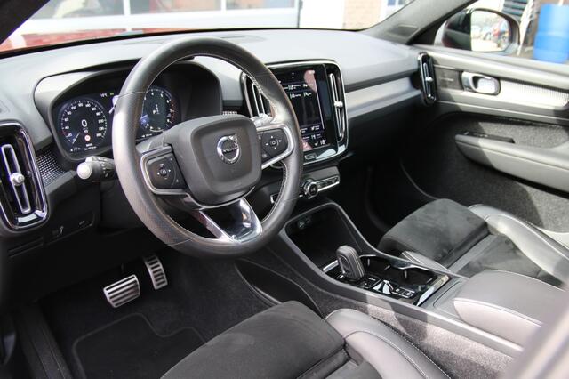 Volvo XC40 T3 R-Design/HARMAN KARDON/360 Camera /PANO/TREKHAAK