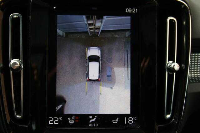 Volvo XC40 T3 R-Design/HARMAN KARDON/360 Camera /PANO/TREKHAAK