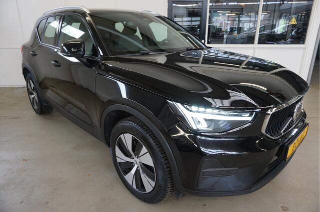 Volvo XC40 2.0 B3 Black Edition Cruise Adaptief - Stoel- Stuur verwarming