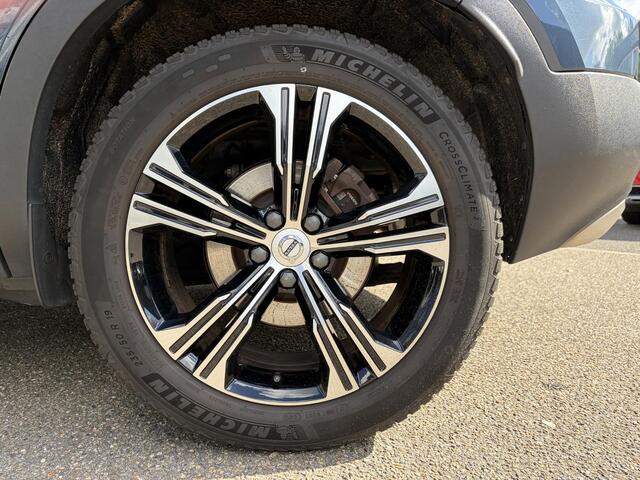 Volvo XC40 1.5 T5 Recharge Inscription AUTOMAAT | TREKHAAK | PANORAMADAK | LEDER| DEALER ONDERHOUDEN| HARMAN KARDON| DODE HOEK SENSOR| 360 CAMERA|