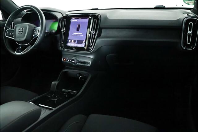Volvo XC40 Single Motor Core 69 kWh / Google / CarPlay / Camera / Trekhaak