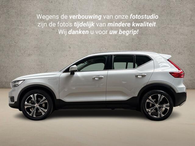 Volvo XC40 1.5 T4 Recharge Inscription 211Pk Automaat (APPLE CARPLAY, GROOT NAVI, MEMORY SEATS, STOELVERWARMING, CAMERA, LEDER, GETINT GLAS, NIEUWE APK, NIEUWSTAAT)