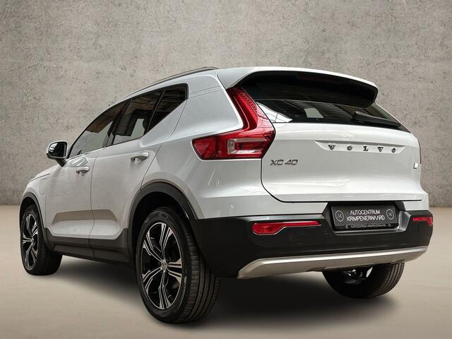 Volvo XC40 1.5 T4 Recharge Inscription 211Pk Automaat (APPLE CARPLAY, GROOT NAVI, MEMORY SEATS, STOELVERWARMING, CAMERA, LEDER, GETINT GLAS, NIEUWE APK, NIEUWSTAAT)