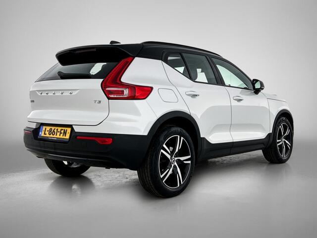 Volvo XC40 Volvo XC40 1.5 T3 R-Design | Pano | Trekhaak | Leder/Alcantara |