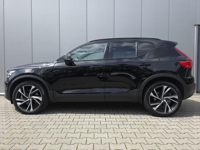 Volvo XC40 T4 Recharge R-Design | 20" Velgen | Lederen interieur | Stuurwiel verwarming