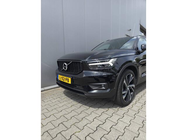 Volvo XC40 T4 Recharge R-Design | 20" Velgen | Lederen interieur | Stuurwiel verwarming