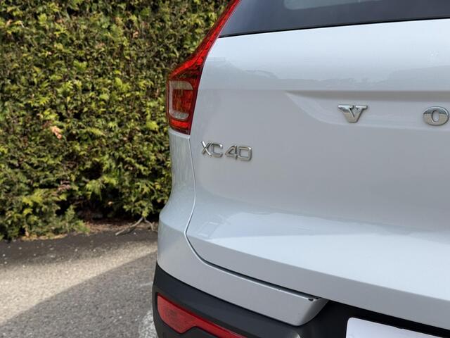 Volvo XC40 T3 Momentum Pro | Blis | Apple CarPlay | Bluetooth | Keyless