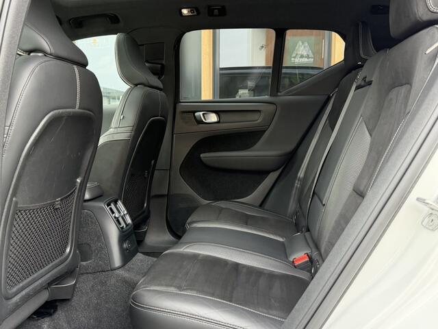 Volvo XC40 1.5 T5 Twin Engine R-Design | Carplay | Panoramadak | Camera |
