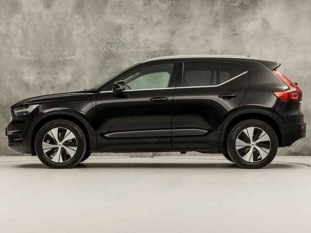 Volvo XC40 1.5 T5 Recharge Inscription 262Pk Automaat (APPLE CARPLAY, GROOT NAVI, LEDER, CAMERA, SPORTSTOELEN, GETINT GLAS, KEYLESS, ELEK ACHTERKLEP, NIEUWSTAAT)